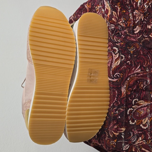 MICHAEL Michael Kors Raina Trainer Sneaker - Picture 8 of 10